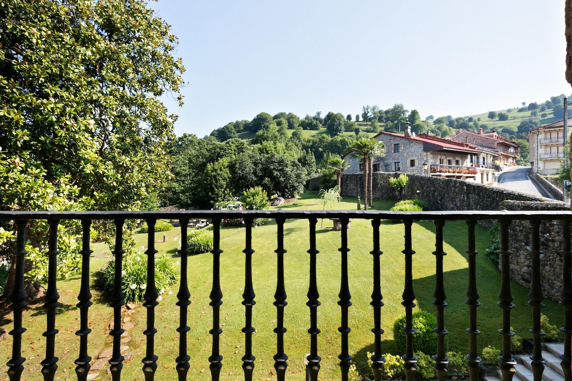 Abba Palacio De Sonanes Hotel Villacarriedo Exteriör bild